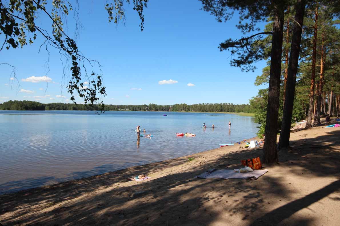 Ruostejärven Uimaranta