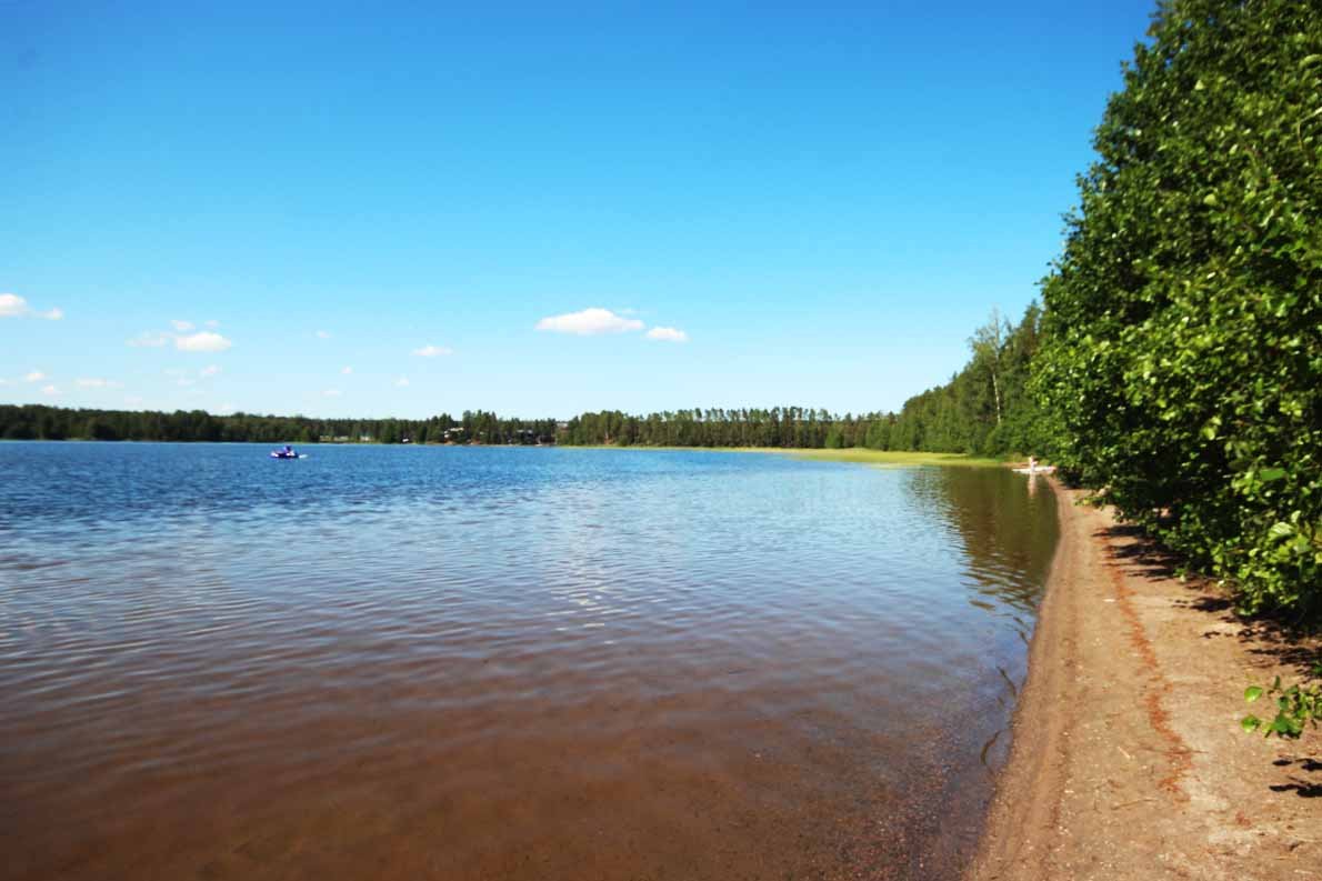 Ruostejärven Uimaranta - Kuva: Tony Hagerlund