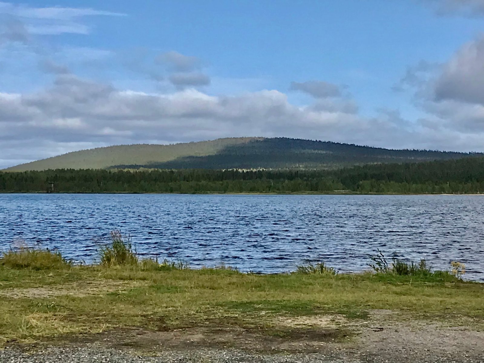 Äkäslompolo Uimaranta