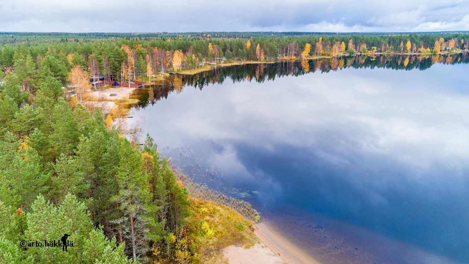 Valkiaisjärven Uimaranta